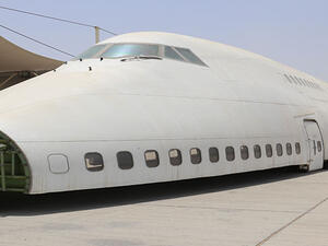 مقصورة بوينغ 747 للبيع في الإمارات