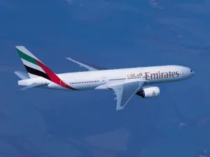 طيران الإمارات