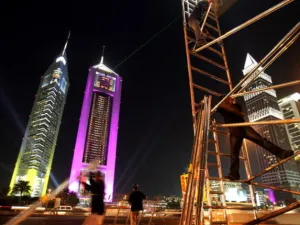 تصدرت الإمارات ترتيب دول العالم العربي وإفريقيا في التصنيف العام لمؤشر “الدينامية العالمية”، والذي اهتم بتصنيف أكبر 60 اقتصاداً حول العالم، مع احتلالها للمركز 35 عالمياً