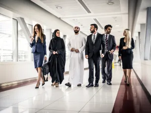حصة متزايدة من الوظائف الشاغرة الجديدة يتم شغلها من قبل المرشحين من الجنسيات الآسيوية