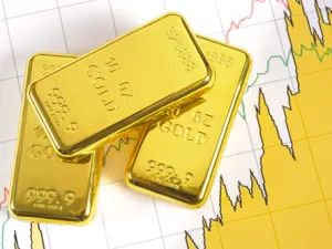 أنهى الذهب في المعاملات الفورية جلسة التداول في سوق نيويورك مرتفعا 0.3% إلى 1326.84 دولار للأونصة،