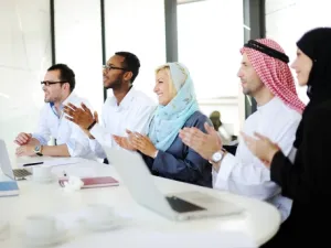 مشاريع التنمية في الخليج تستهدف استقطاب الاستثمارات الأجنبية، وأسواق المنطقة تحتاج حتى 2025 لتنفيذ مشاريع البنى التحتية إلى نحو 2.4 تريليون دولار