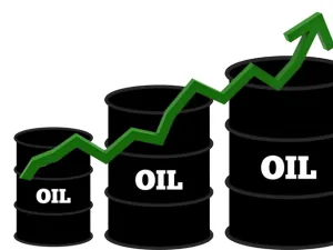 ارتفعت أسعار النفط بما يصل إلى 6.5%