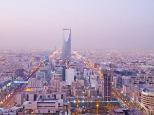 التوجيهات السعرية تميل إلى أن تكون واسعة النطاق لجذب المستثمرين عند تسويق السندات وتشديد الطلب على الورق