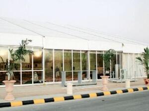 الأسر السعودية تعد الأكثر في ارتياد الخيام كون المنتجعات والفنادق السياحية اعتمدت على خطط جذب لاستقطاب أكبر شريحة من المجتمع السعودي وتخصيص أسعار مخفضة لكافة الشرائح المستهدفة