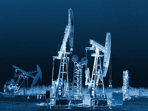 السعودية تتجه إلى الانتقال من استهلاك السوائل الهيدروكربونية إلى استخدام الغاز، خاصة في مجال توليد الكهرباء