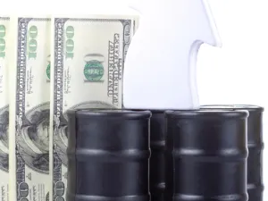 تأثرت الأسعار بزيادة المعروض العالمي وتباطؤ النمو الاقتصادي على الأسواق، لكن احتمال هبوط الإنتاج وفّر بعض الدعم