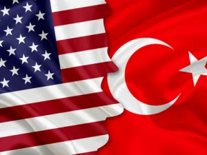 أمريكا وتركيا توقفان خدمات إصدار التأشيرات لأسباب أمنية 