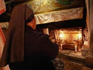 نأمل أن تولي السياحة هذا الجانب ما يستحق وصولاً إلى صناعة سياحة دينية تعكس تاريخ وعراقة سورية