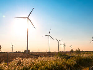 إجمالي حجم الاستثمارات في الطاقة المتجددة وتقنيات الطاقة الذكية بلغ 42.2 مليار دولار في الربع الثالث بانخفاض نسبته 31% عن الربع السابق