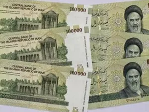 كان البنك العالمي قد أعلن أن إيران احتلت المرتبة الثالثة في ارتفاع نسبة التضخم خلال عام 2012 بعد بيلاروسيا وسورية بنسبة 27.3 في المائة
