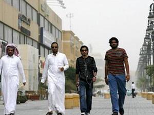 تشير الأرقام الرسمية الى أن نسبة البطالة في السعودية تصل الى 10%
