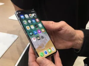 جهاز iPhone X الجديد سيكون متاحا بأسعار جذابة