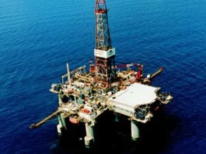 أشارت تقديرات لإدارة معلومات الطاقة الأميركية إلى أن إيرادات الإمارات في النصف الأول تعتبر مرتفعة جداً نظراً لارتفاع أسعار النفط وإنتاج الدولة