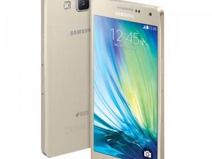 يتوافر جهازا جالاكسي A7 وE7 بسعر 1799 و1199 درهماً على الترتيب