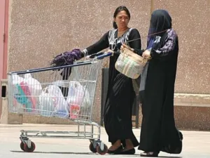 أعداد العاملين الإندونيسيين في الإمارات بلغت مع نهاية 2014
