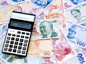 الليرة التركية لم تكن بعيدة عن تلك التداعيات، فقد تراجعت العملة التركية إلى 2.0855 ليرة للدولار من 2.0650 ليرة قبل تصريحات الوزير