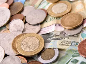 نجحت المعارضة في إلغاء مقترح تعديل تقدمت به الحكومة على مشروع موازنتها، يقضي بإعفاء مهربي الأموال للخارج، والتي تقدر بأربعة مليارات دولار