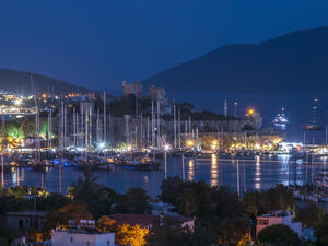 السياحة دعامة أساسية للاقتصاد التركي، وتعمل الحكومة جاهدة للحد من الخسائر المحتملة قبل حلول موسم الصيف