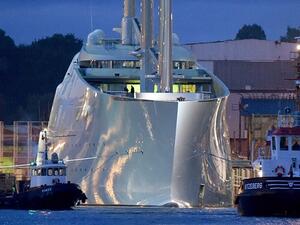 تبلغ كلفة اليخت 450 مليون دولار، وسيحمل اسم "Sailing Yacht A