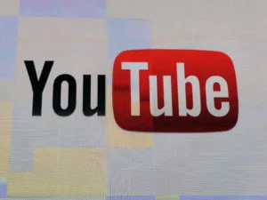 نقلت صحيفة الحياة عن الدكتور نجم بأن مراقبة محتوى كبير بهذا الحجم ستكون بالغة الصعوبة، ومن المتوقع أن يكثر التحايل عليها، لافتاً إلى أن الهدف من هذا الإجراء احتواء الطاقات الشبابية التي دخلت هذا المجال دون أن تكون ملمة بالسقف المتاح للتحرك في فضائه 