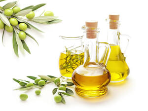 زيت الزيتون له فوائد صحيّة وجمالية على القلب والجسم والبشرة
