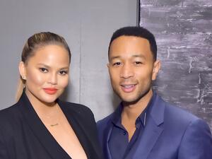 جون ليجند وكريسي تيغن