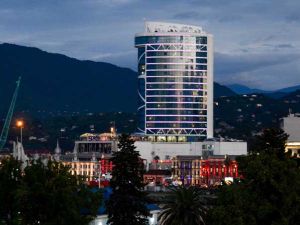 مصرع 11 شخصا في حريق شبّ بأحد فنادق جورجيا