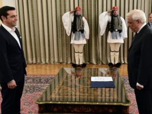 تسيبراس يعود الى السلطة في اليونان