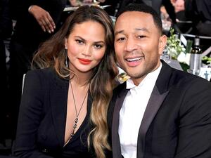 جون ليجند وكريسي تيغان