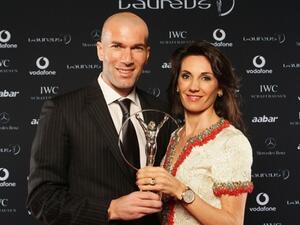 زين الدين زيدان وزوجته