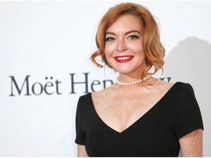 ليندسي لوهان (/batman-news)