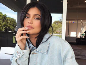 كايلي جينر (http://extratv.com)