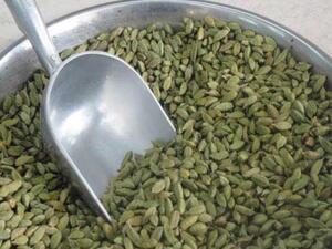 رمي الهيل في المجلس