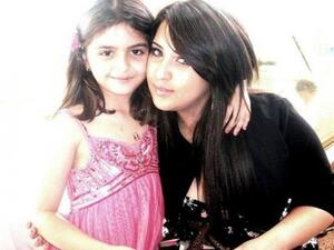 Hala and her mum, who has allegedly created a new Instagram account for her daughter. (Image: Al Watan Voice)