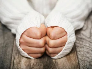 يقلل نقص الحديد في الدم من حرارة الجسم (shutterstock.com)