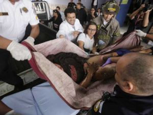 ذكرت المستشفيات المحلية أن 40 آخرين على الأقل يعالجون من حروق 