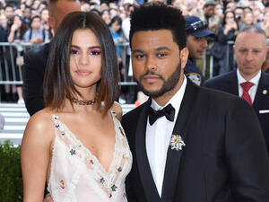 ذا ويكند وسيلينا غوميز