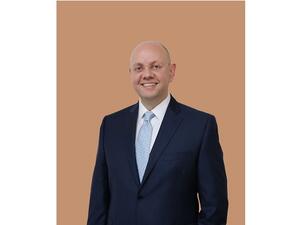Dr. Ammar Safar, Consultant Vitreoretinal Surgeon and Medical Director of Moorfields Eye Hospitals in the UAE
