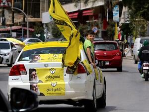 حزب الله يبدي استعداده للمشاركة في حكومة الحريري
