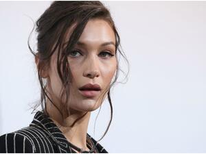 بيلا حديد (.etonline.com)