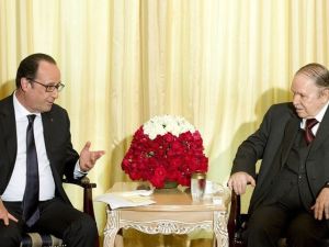 بعد فتور في عهد سلفه نيكولا ساركوزي، أتاح وصول هولاند إلى قصر الأليزيه تعزيز العلاقات الثنائية