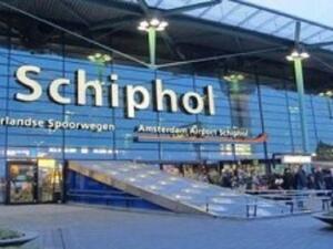 السائق انطلق مسرعا بسيارته عندما اقتربت الشرطة منه