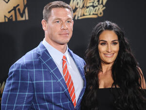 جون سينا وحبيبته نيكي بيلا