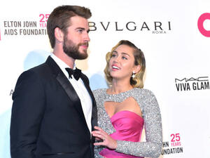 مايلي سايرس وليام هيمسورث