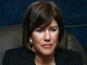  أستاذة العلوم السياسية بجامعة القاهرة، د. هدى عبد الناصر