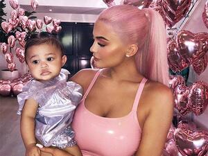 كايلي جينر وستورمي