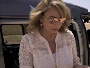 إيناس تقع في رمال رامز