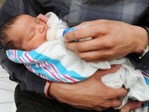 Infant formula is crucial for many babies who can't breastfeed. (Shutterstock)