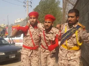 قتلى في هجوم استهدف عرضا عسكريا جنوب إيران